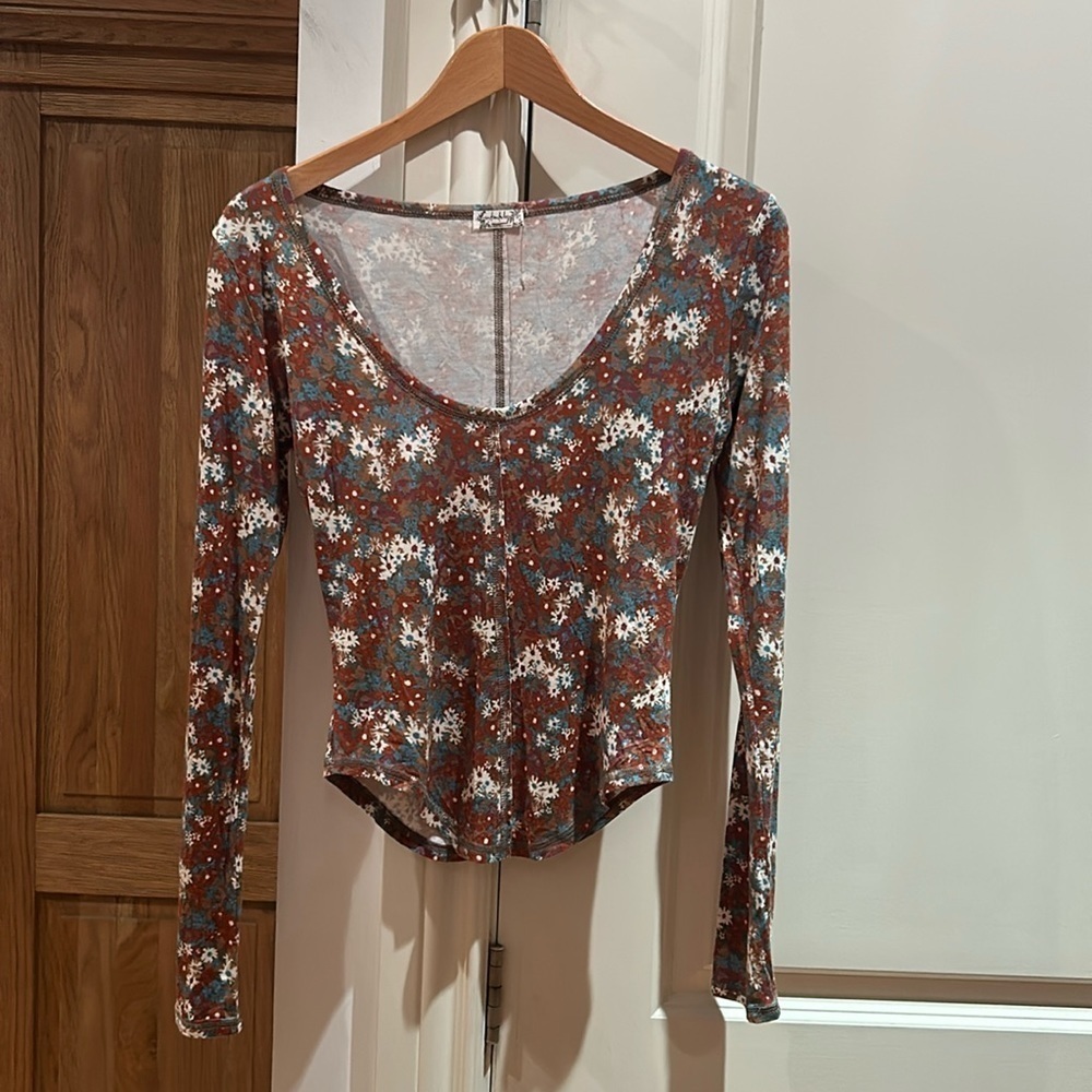 🎀NWOT FREE PEOPLE XS coffee club scoop neck long sleeve - Picture 2 of 9
